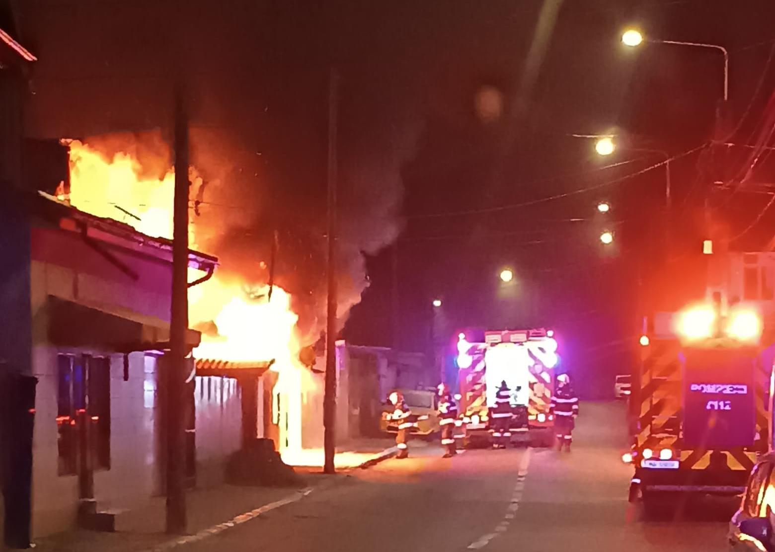 VIDEO: Incendiu puternic în municipiul Tulcea