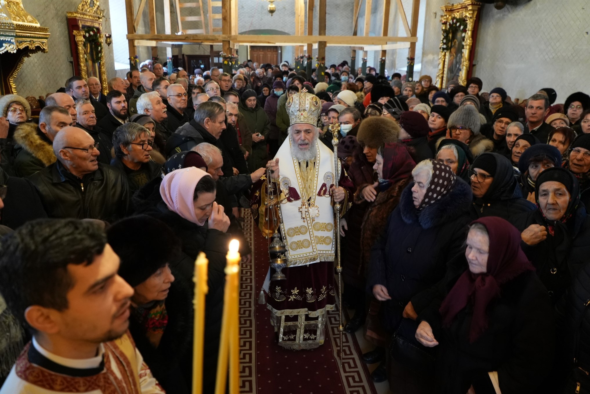 FOTO: Zi de sărbătoare la biserica „Sf. Haralambie” din Galaţi