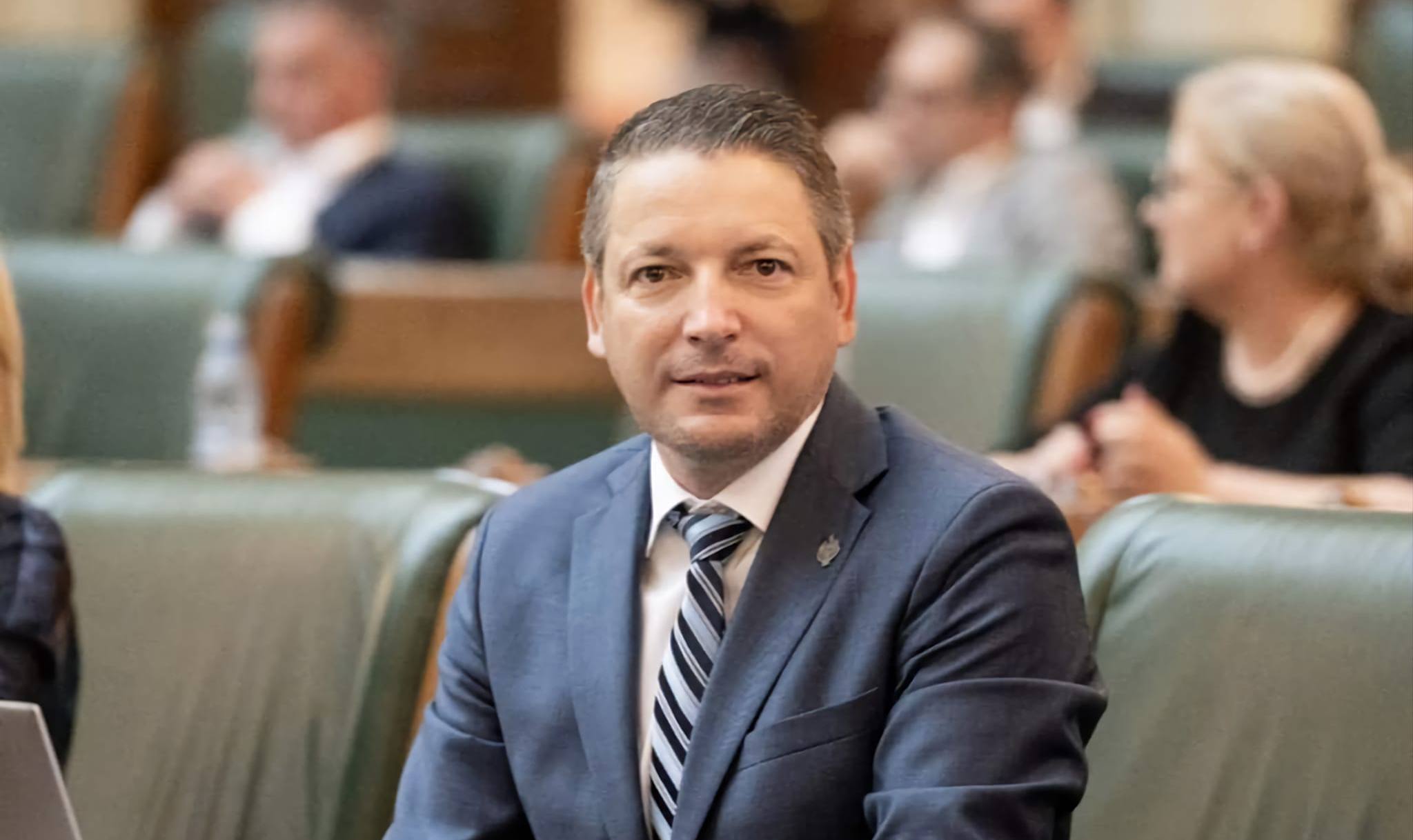 Senator Marius Humelnicu: ”Sunt fonduri europene pentru mobilitate militară!”