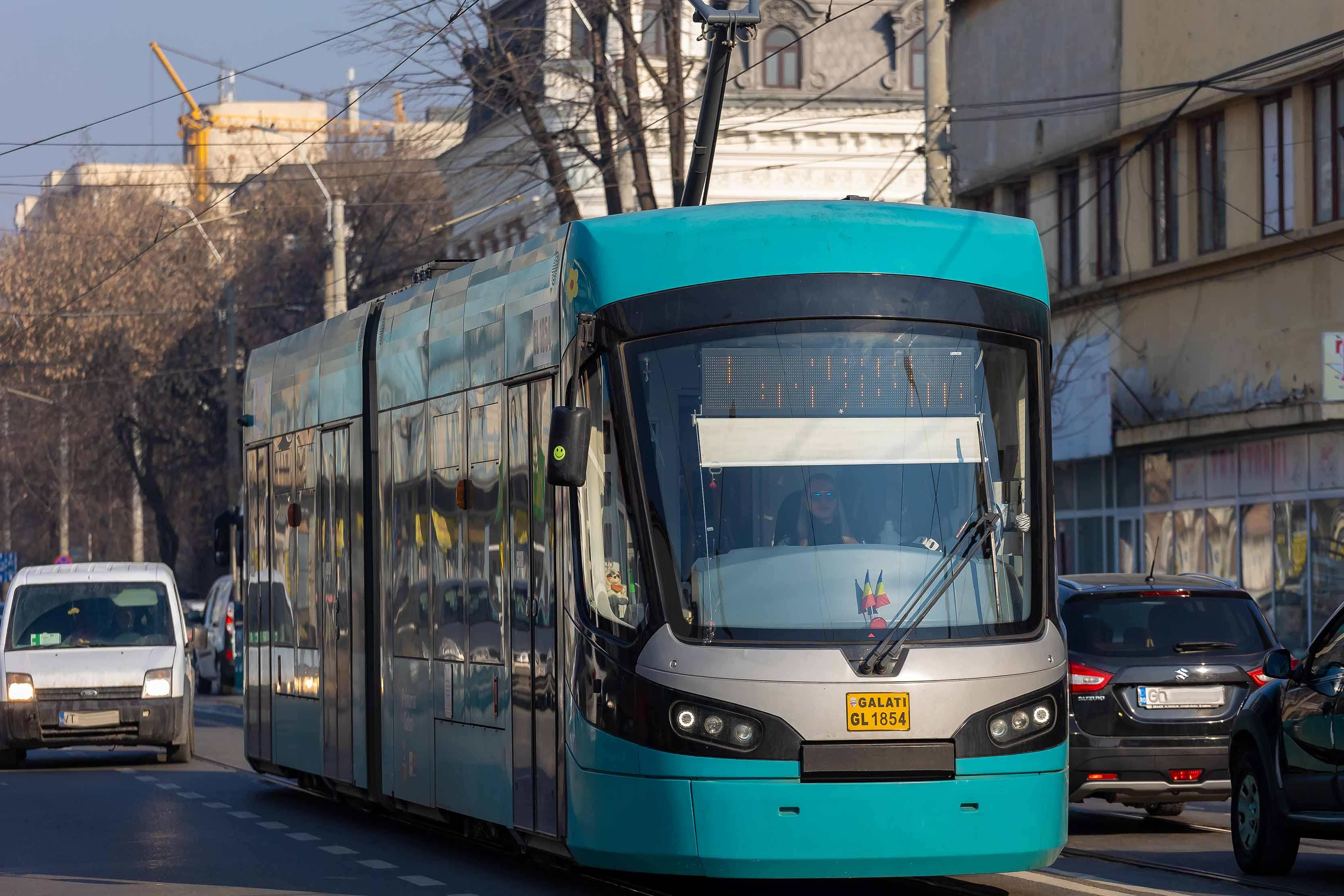 FOTO: Noi tramvaie au intrat în circulaţie la Galaţi