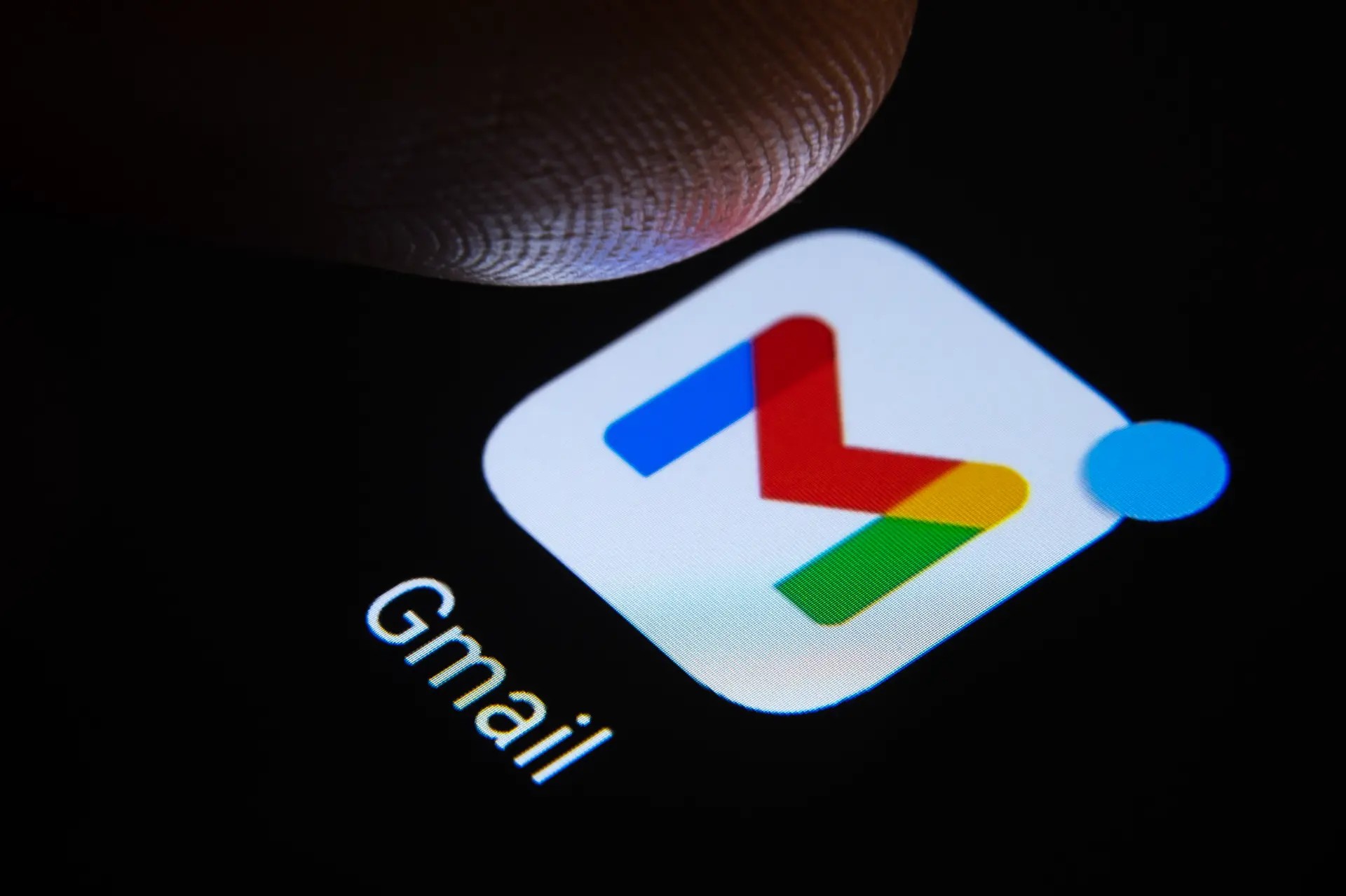 Utilizatorii Gmail, vizaţi de un avertisment FBI: Cât de vulnerabile sunt datele personale şi fondurile din cont