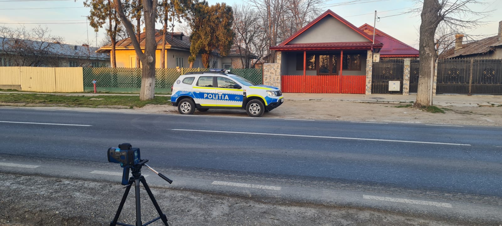 VIDEO: Poliţiştii gălăţeni acţionează cu sistemul radar e-SIGUR