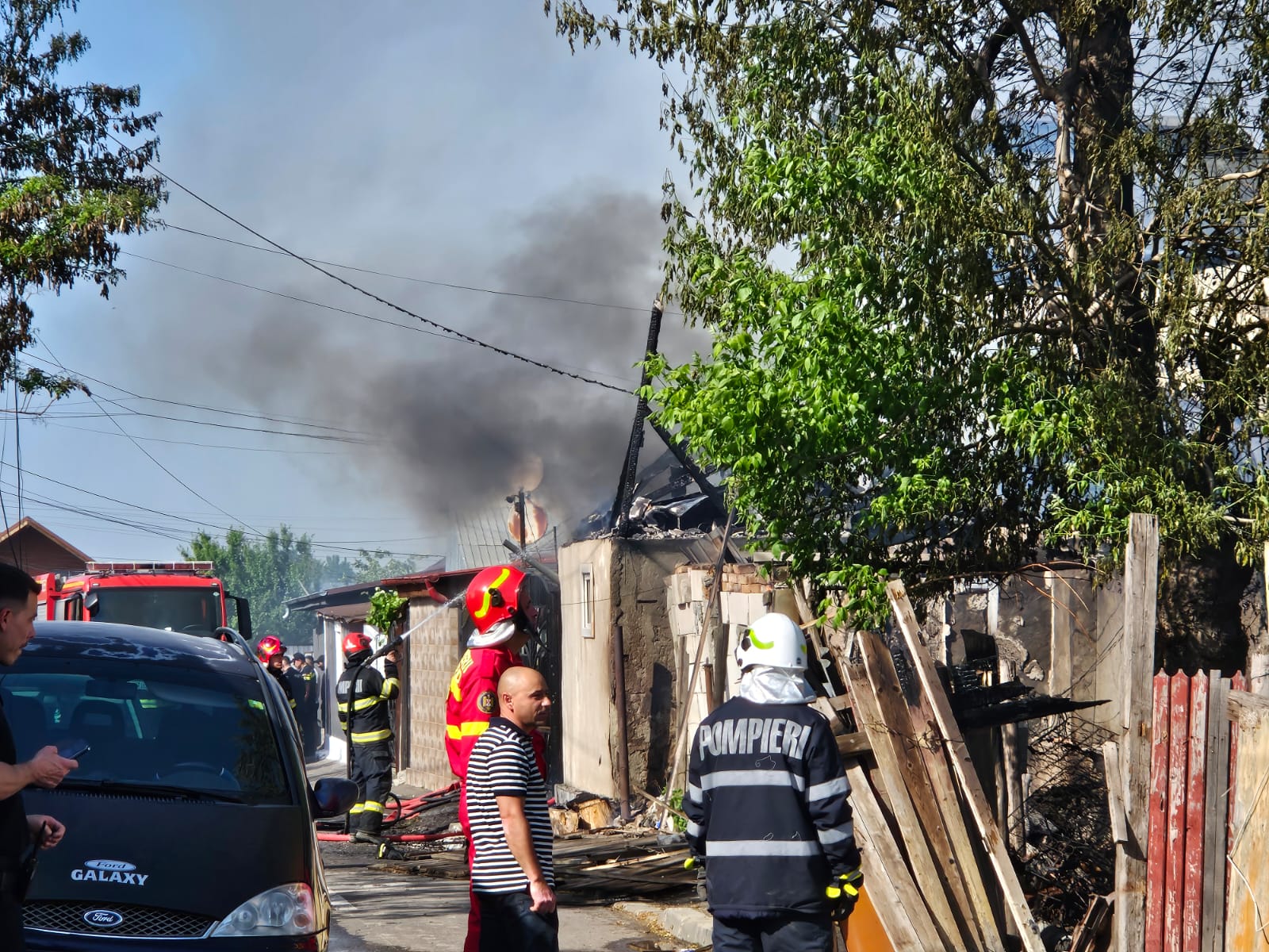 VIDEO: Incendiu la Brăila. Două victime