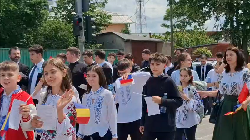 VIDEO: Procesiune de Înălţare şi Ziua Eroilor la Galaţi