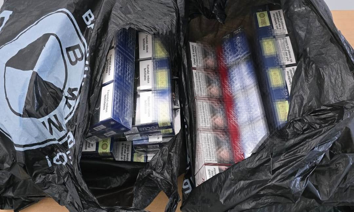 Prinsă cu ţigări ”de la moldoveni” în Galaţi, amendată cu 20.000 lei