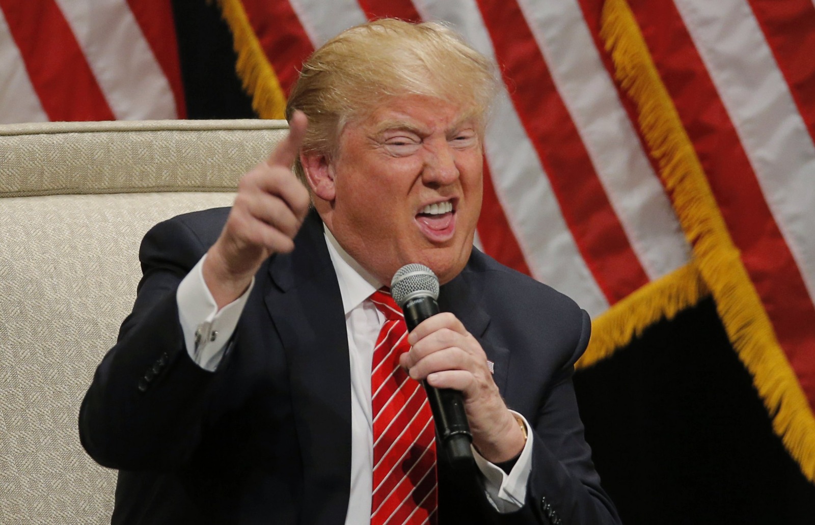 Românii, cei mai convinşi europeni că alegerea lui Trump este un lucru bun pentru pace