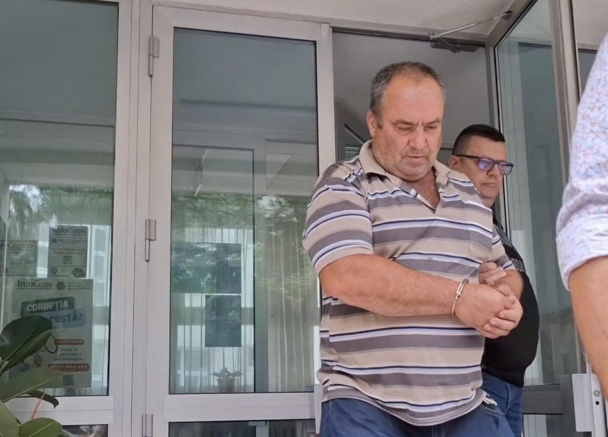Fost consilier local brăilean arestat preventiv după ce şi-a omorât în bătaie soţia