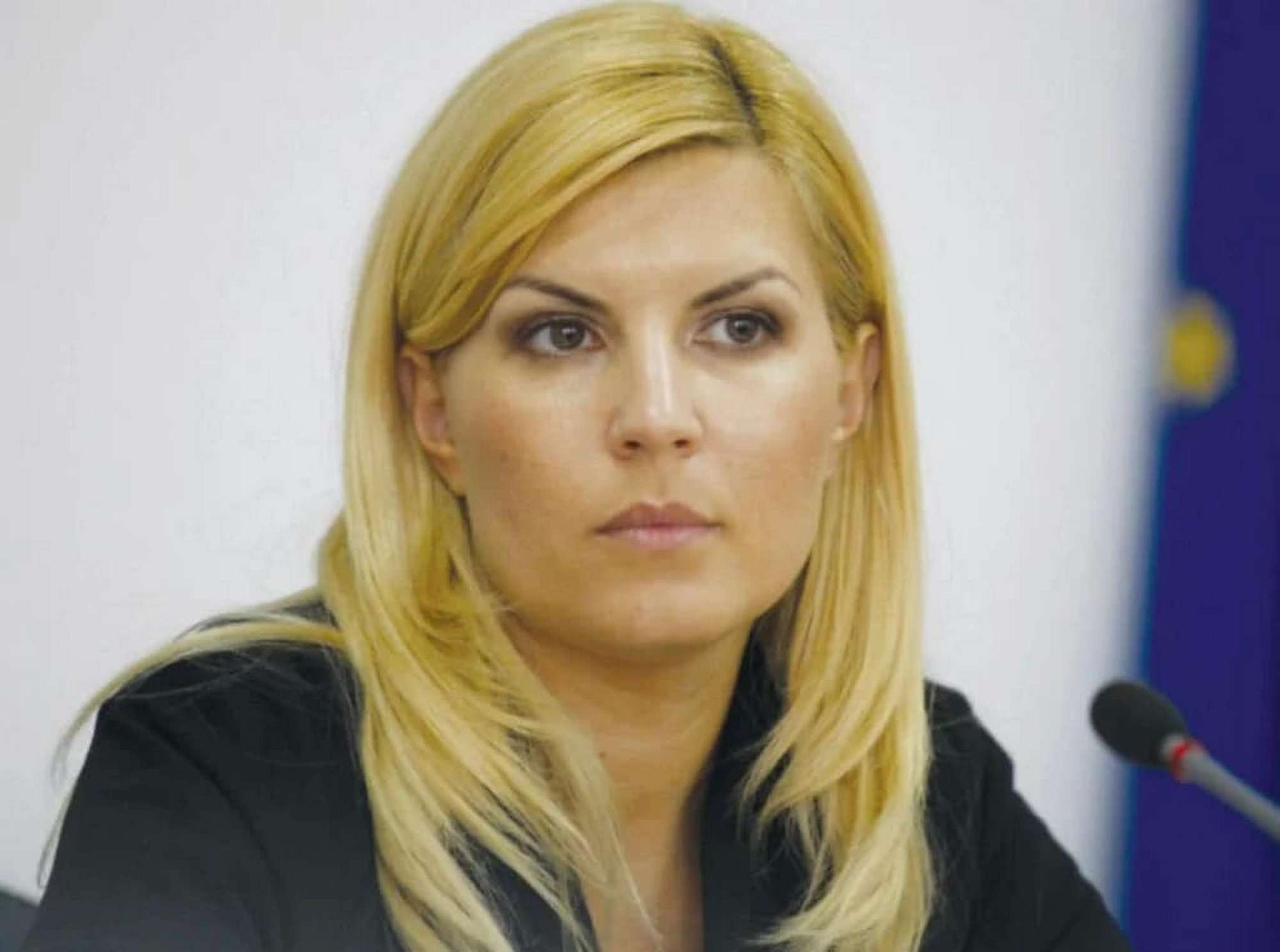 Elena Udrea se află la terapie intensivă după ce a fost operată de urgenţă
