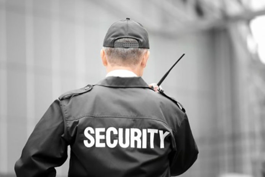 Angajări la Primărie: Se caută agent de pază pentru primar, cu 0 (zero) vechime în muncă