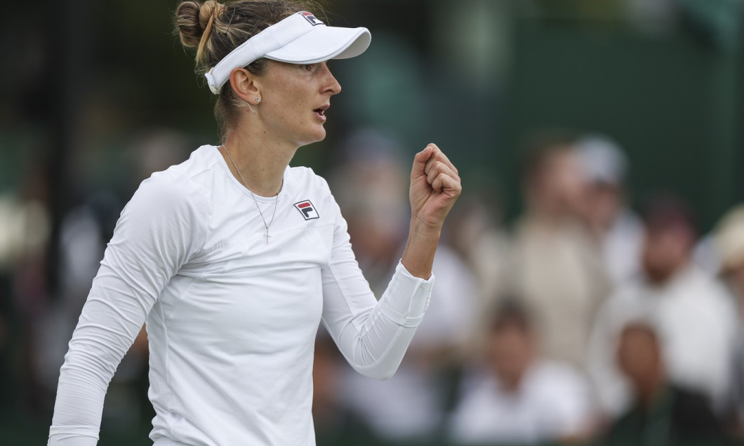 Irina Begu a revenit senzaţional în decisiv şi s-a calificat în turul 2 la Wimbledon. Jaqueline Cristian şi Sorana Cîrstea, eliminate dramatic