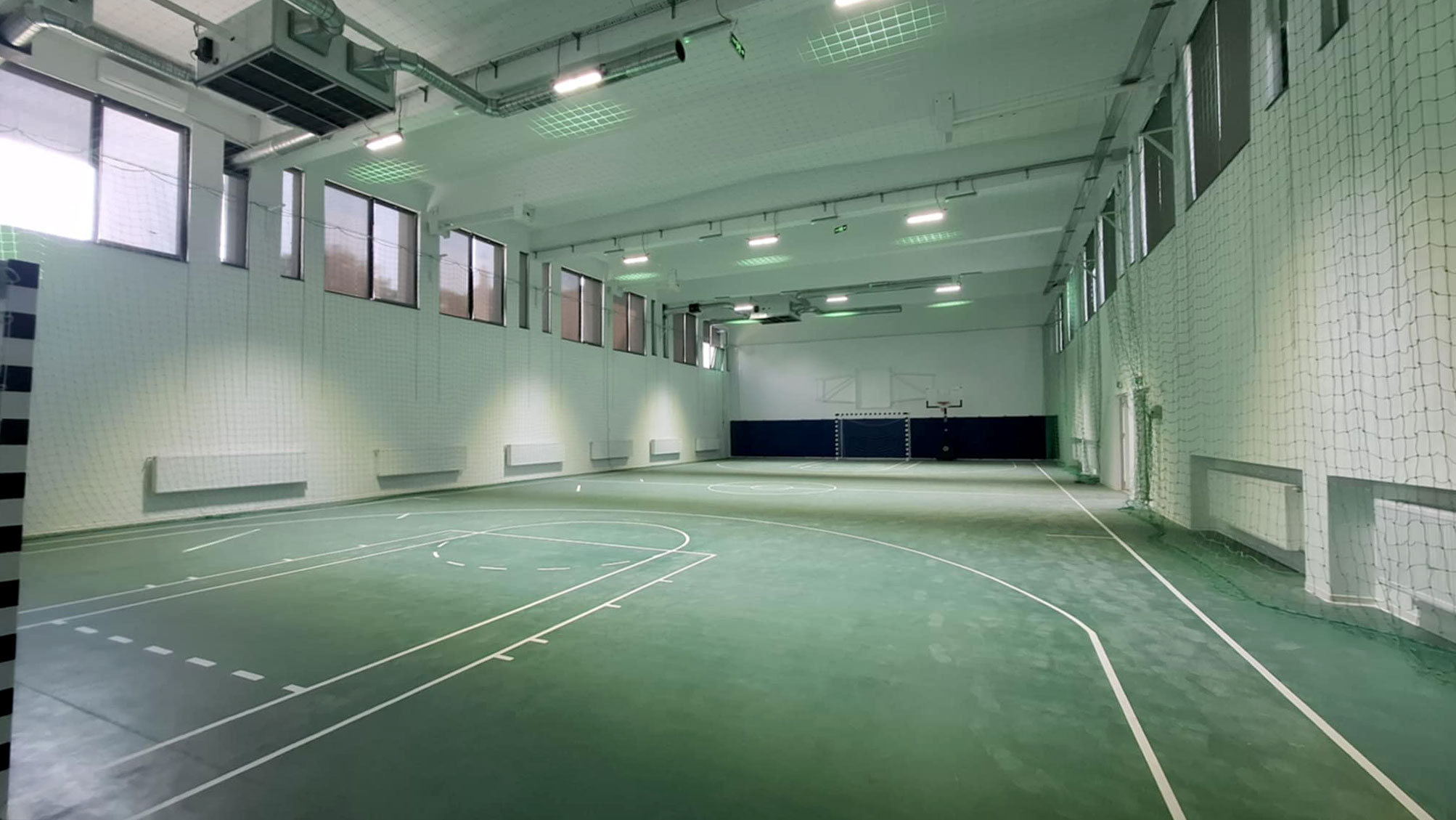 FOTO: Sala de sport a Liceului de Marină a fost modernizată
