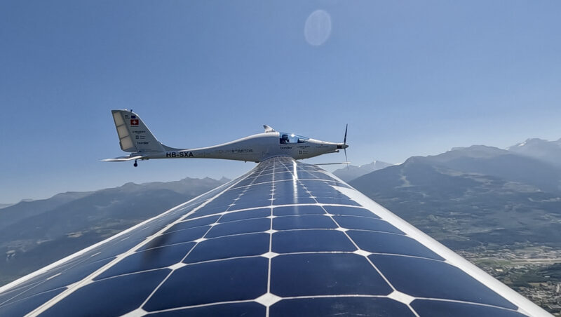 Zbor istoric spre înălţimi record pentru un avion alimentat cu energie solară