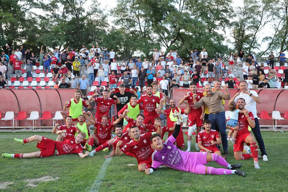 Lieştenii lui Cătălin Savu au revenit de la 0-1 şi s-au calificat în grupele Cupei României. Vali Munteanu a marcat golul pentru cea mai mare performanţă din istoria lui Sporting