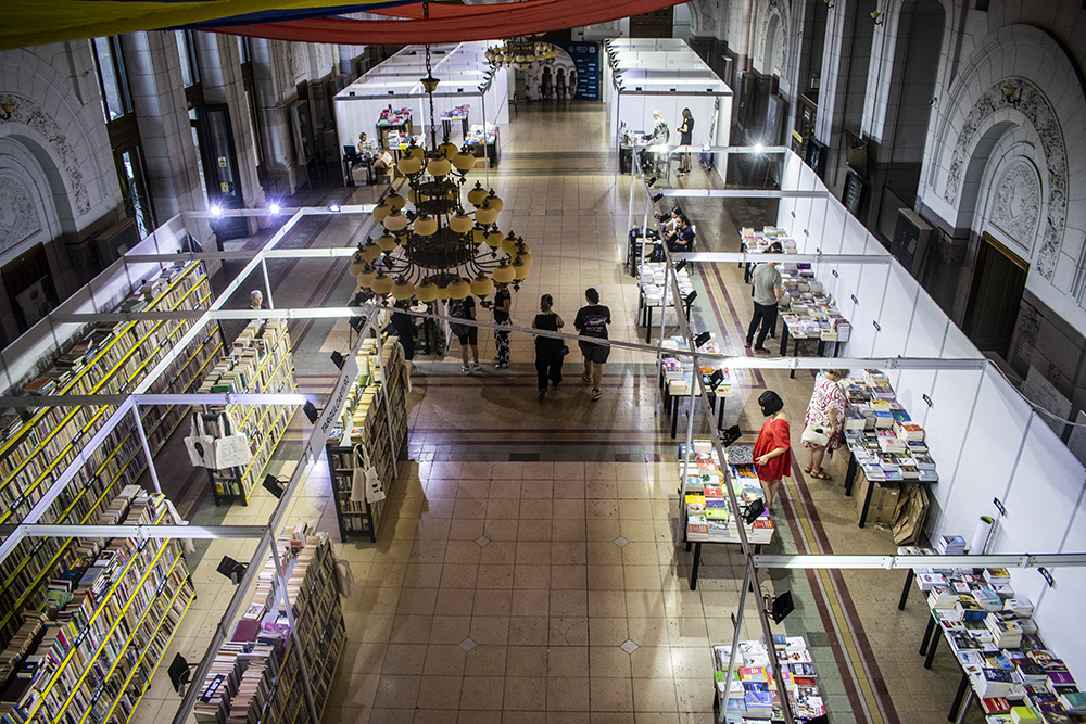 GALERIE FOTO: ”CulturFest” 2025 – Sărbătoarea cărţii la Galaţi