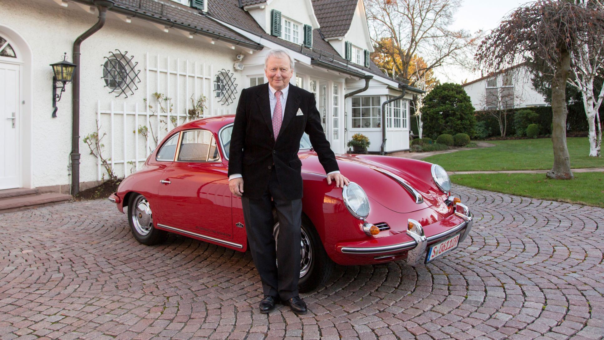 Un moft de 10 milioane de euro: Milionarul Porsche îşi construieşte tunel privat prin munţi, ca să ajungă mai uşor acasă