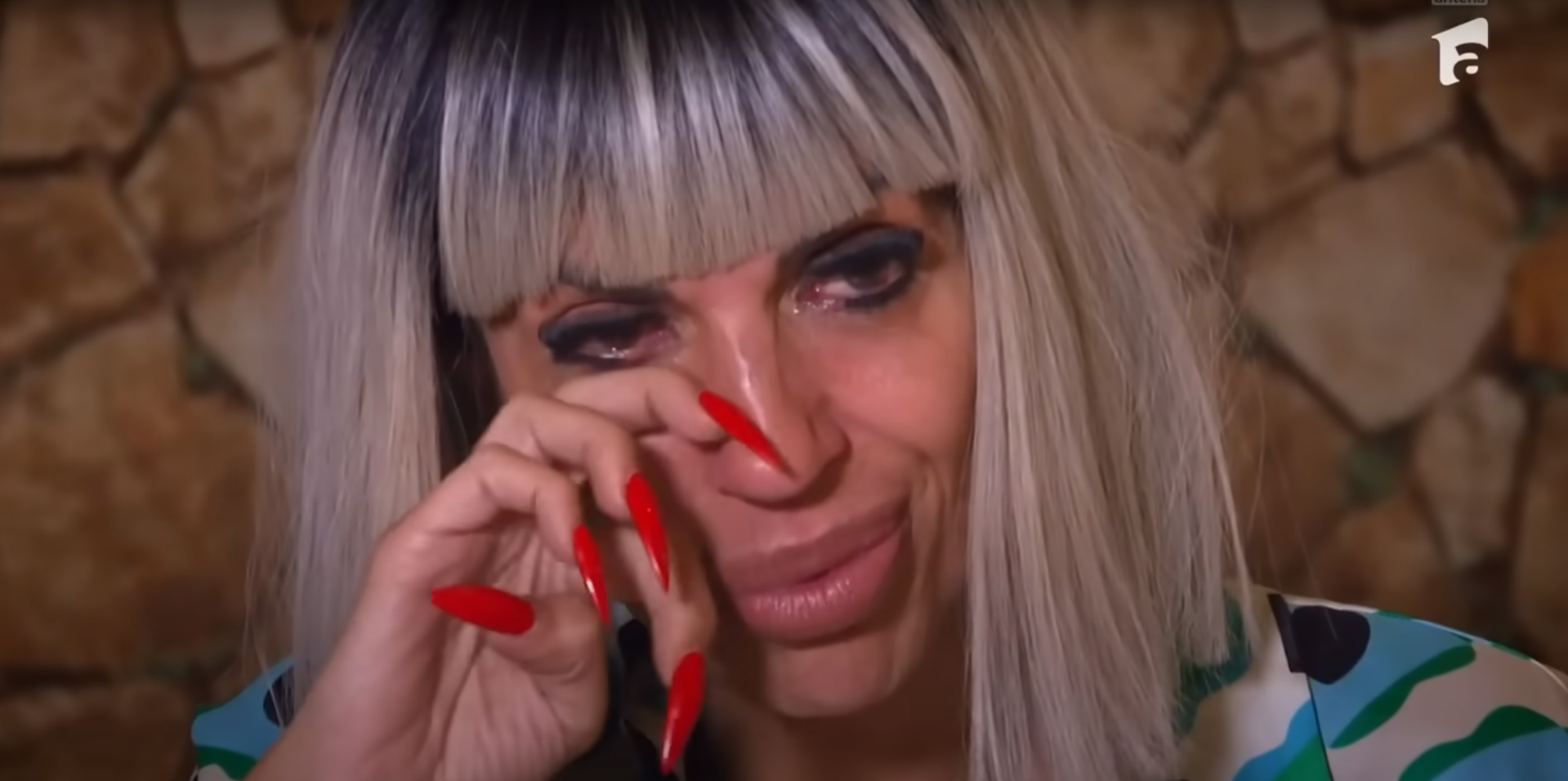 VIDEO: Lacrimi la Asia Express! Raluca şi Florin au părăsit competiţia