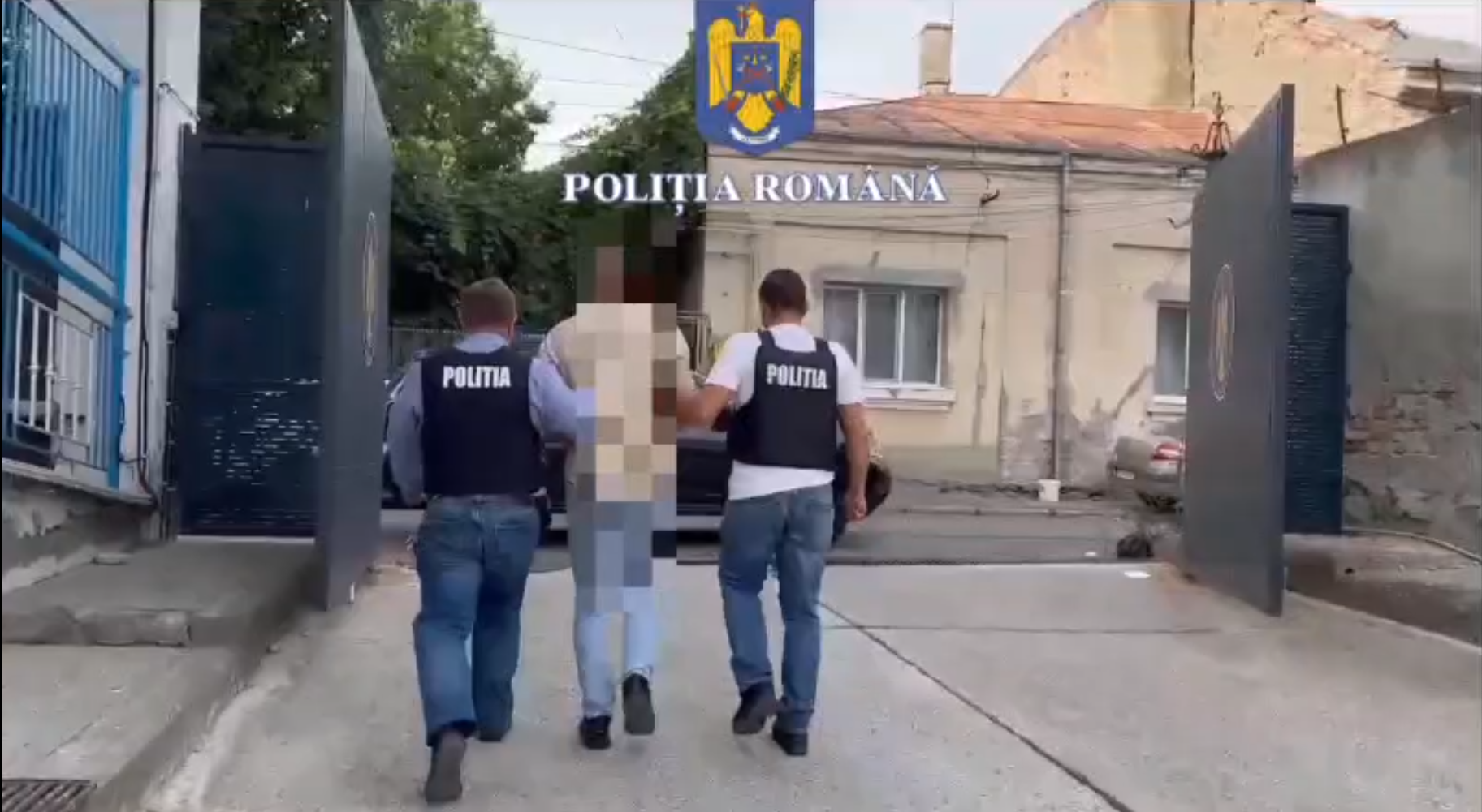 VIDEO: Prins cu excavatorul vopsit! Bărbat din Vădeni reţinut pentru tăinuire