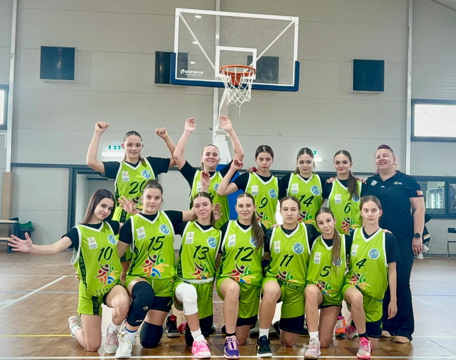 Start bun la Under 15 pentru fetele de la LPS şi băieţii de la Phoenix şi CSM