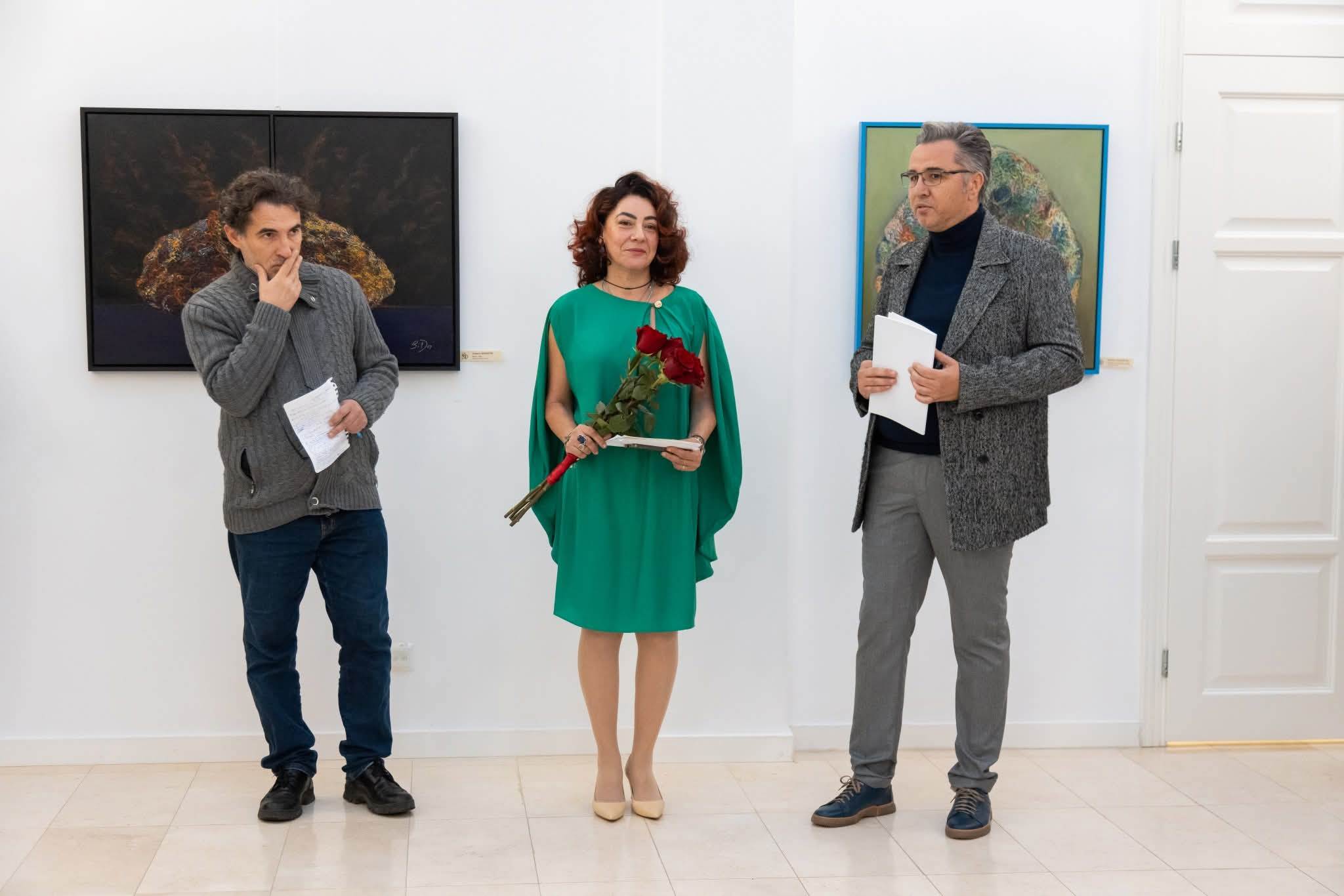 LIFE LIVE – Vernisaj de pictură Simona Doroftei, la Casa Artelor din Galaţi