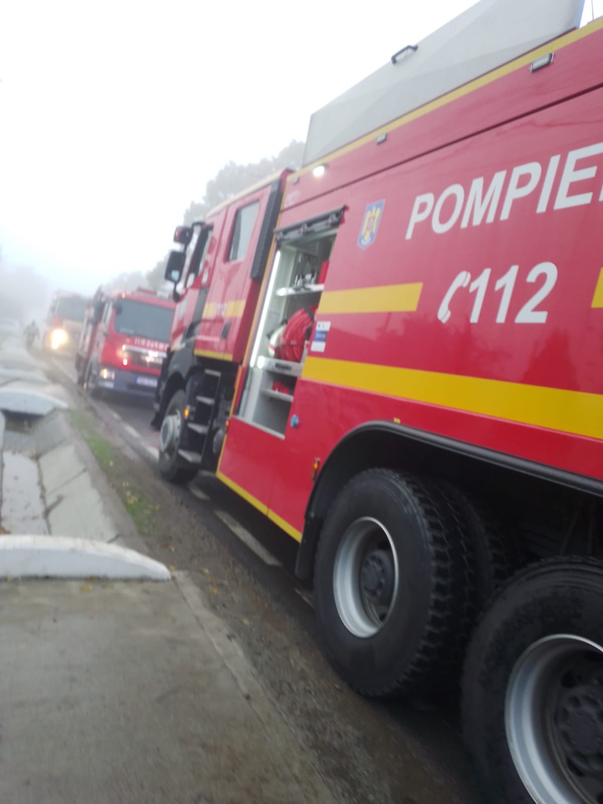 VIDEO: Incendiu la o locuinţă din satul Furcenii Noi, comuna Cosmeşti