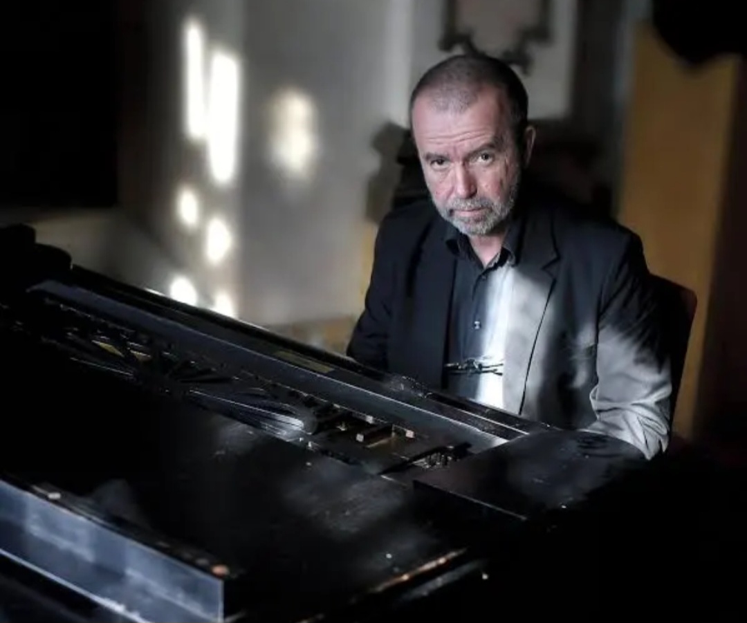 VIDEO: Celebrul pianist de jazz Mircea Tiberian a murit într-un hotel din Galați