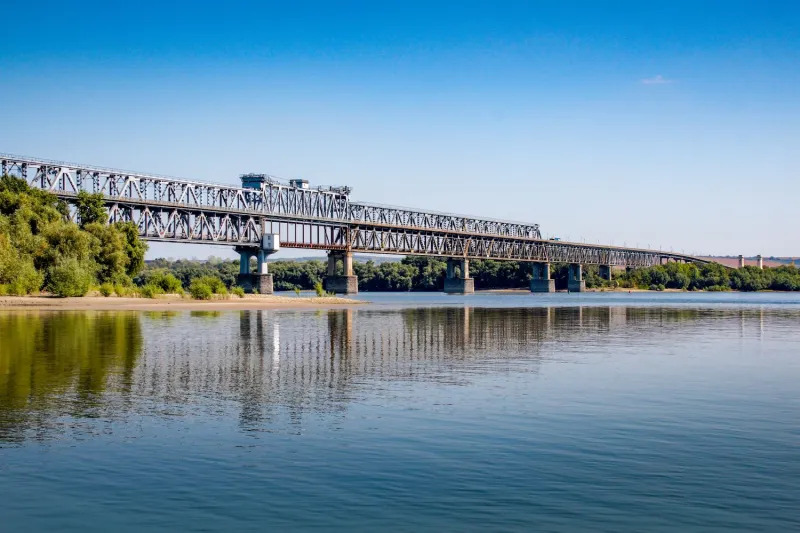 România, acuzată de Bulgaria că blochează construcţia de noi poduri peste Dunăre