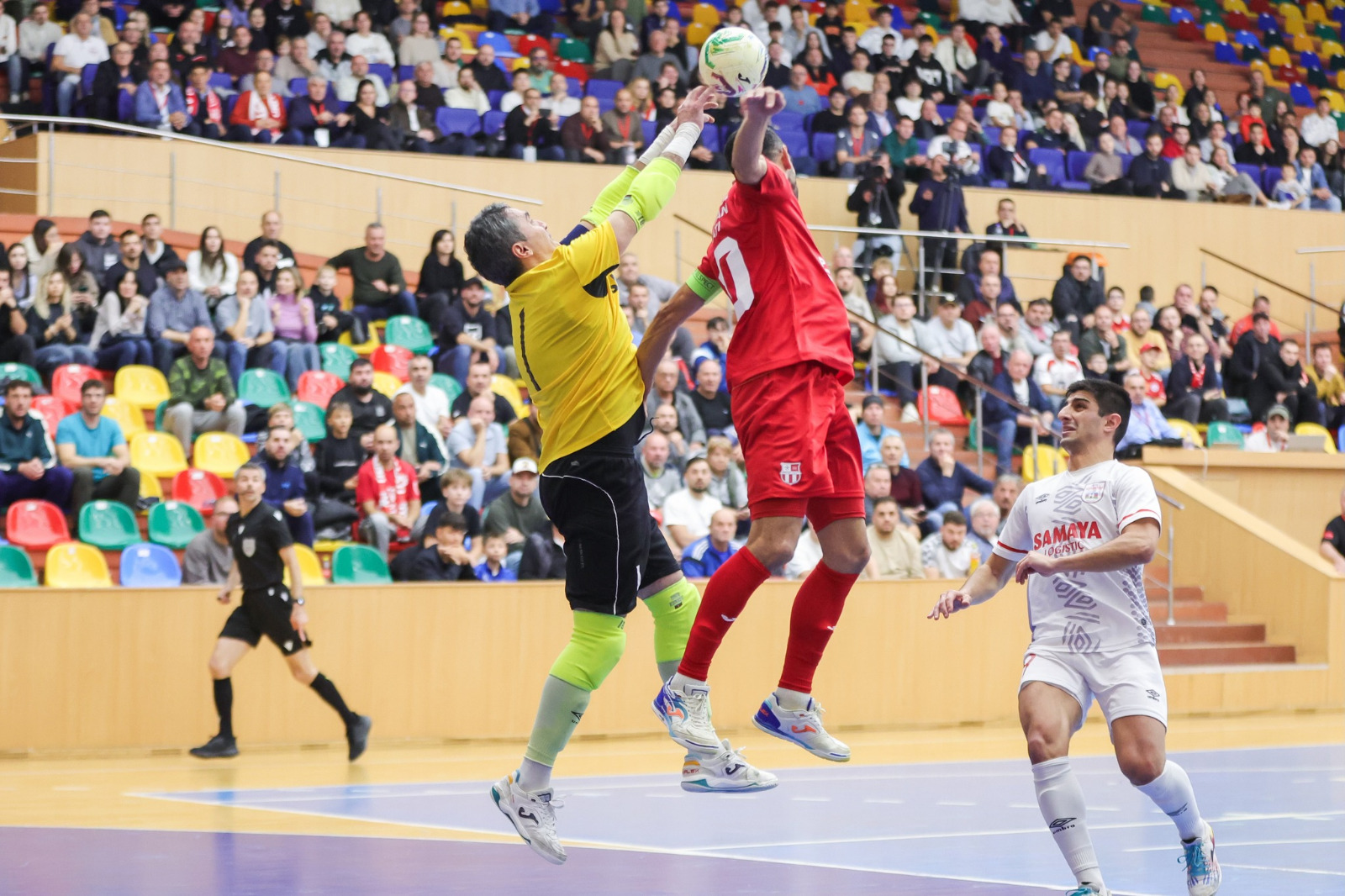 United a pierdut nemeritat cu Araz. Portarul azer de 41 ani, Kurdov a făcut minuni în poarta oaspeţilor