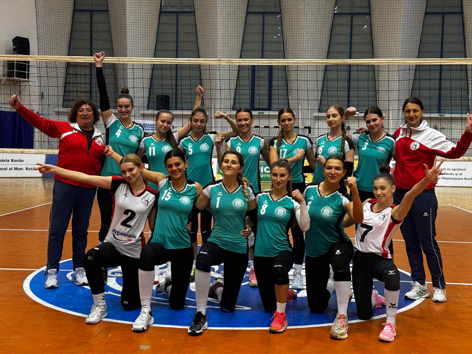 Gălăţencele de la CSU au stins lumina la Bacău