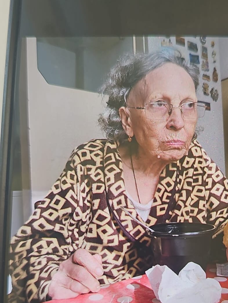 AȚI VĂZUT-O? Bătrână din Galați, cu Alzheimer, dispărută!