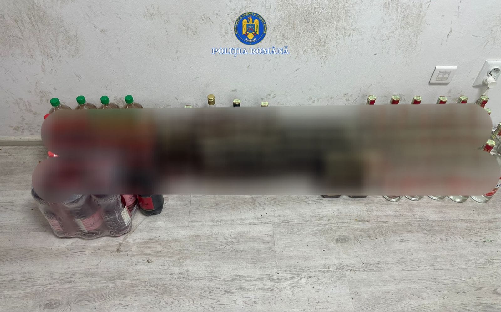 Galaţi: Poliţia a descins în piaţa din Micro 17! A dat amenzi şi a confiscat alcool şi tigarete - FOTO