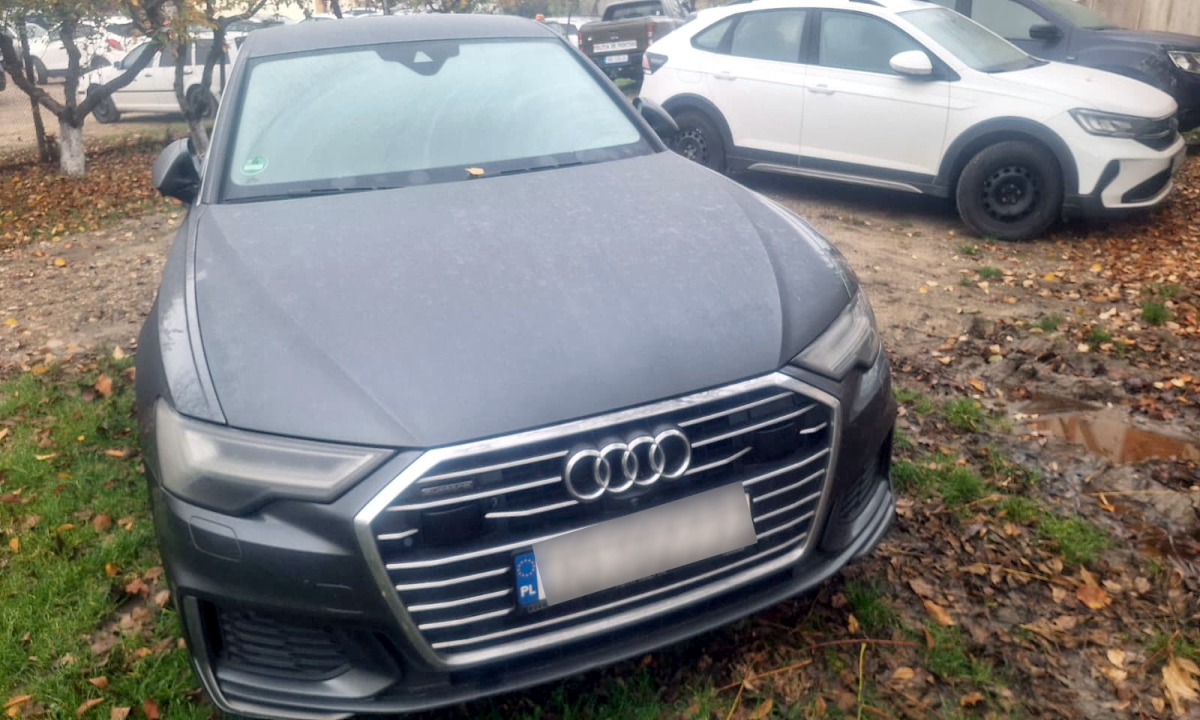 FOTO: Preţul a două rate de leasing neachitate, un dosar penal