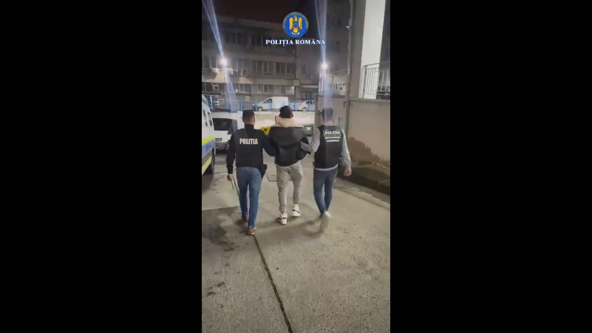 VIDEO: La 21 de ani, a ajuns după gratii pentru furturi în serie din magazine