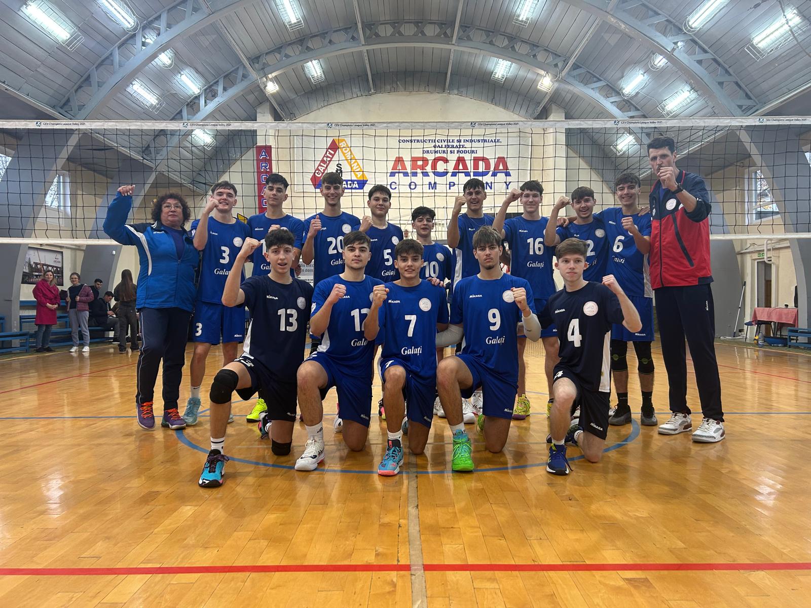 Volei: Juniorii Under 19 de la CSM CSŞ Arcada au făcut spectacol în faţa suporterilor proprii