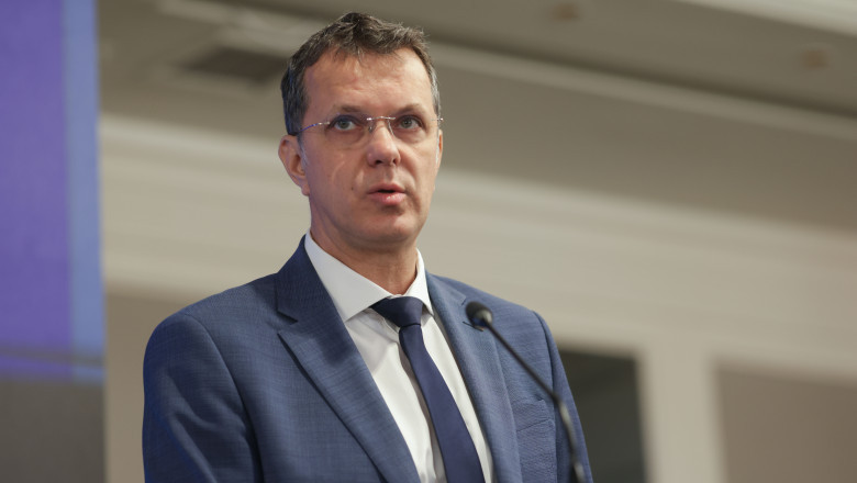 Ministrul Apărării, Ionuţ Moşteanu: „Astăzi trebuia să fie o zi de sărbătoare”