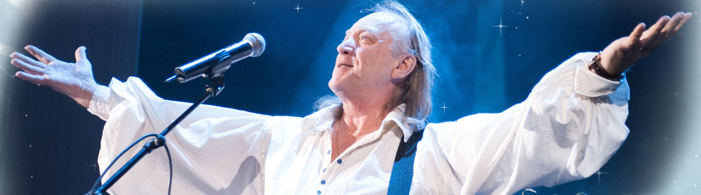 Festivalul de Datini şi Obiceiuri de la Galaţi: Ştefan Hruşcă aduce, sâmbătă, atmosfera caldă a Crăciunului de odinioară