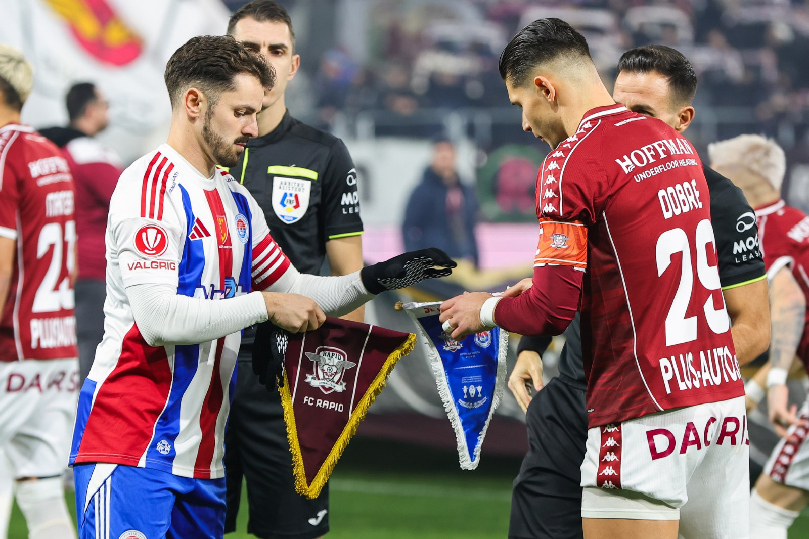 Oţelul îşi poate pierde căpitanul ca să-şi rezolve bugetul