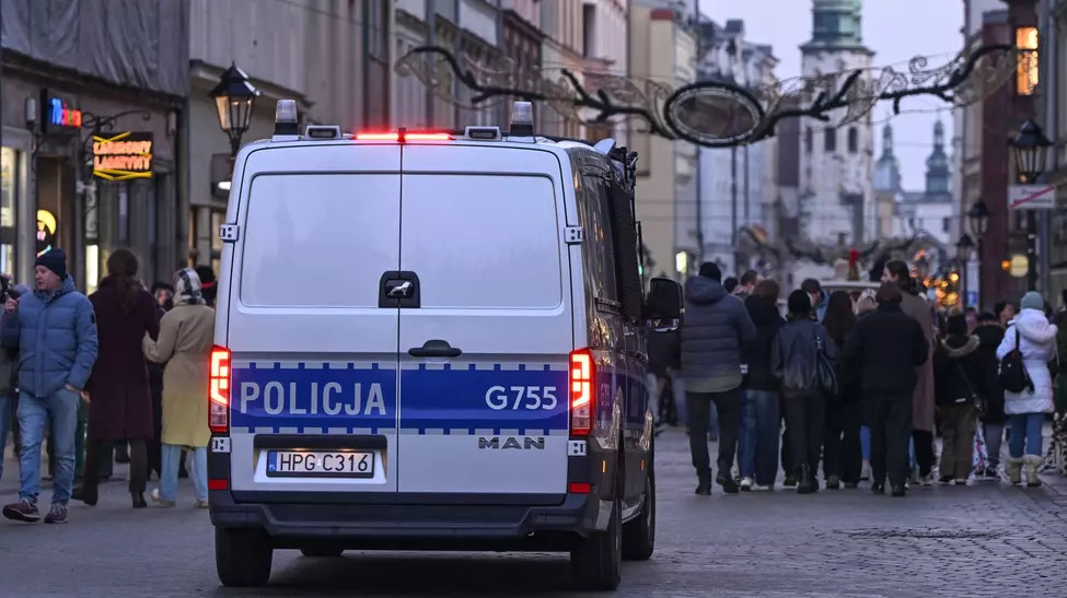 Atac terorist dejucat în Polonia: student de 19 ani, arestat înainte de a lovi într-un loc public